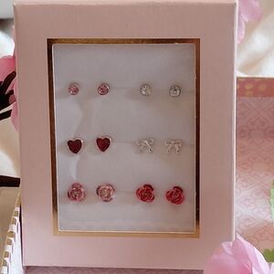 Six Pairs Of Stud Earrings. Pink,red And Clear. NWT Kids
